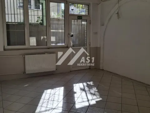 Rent, office space, 160m², Grbavica, Novi Sad Sve Podlokacije - image 12