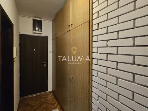 Prodaja, dvosoban stan, 75m², Centar, Podgorica - image 10