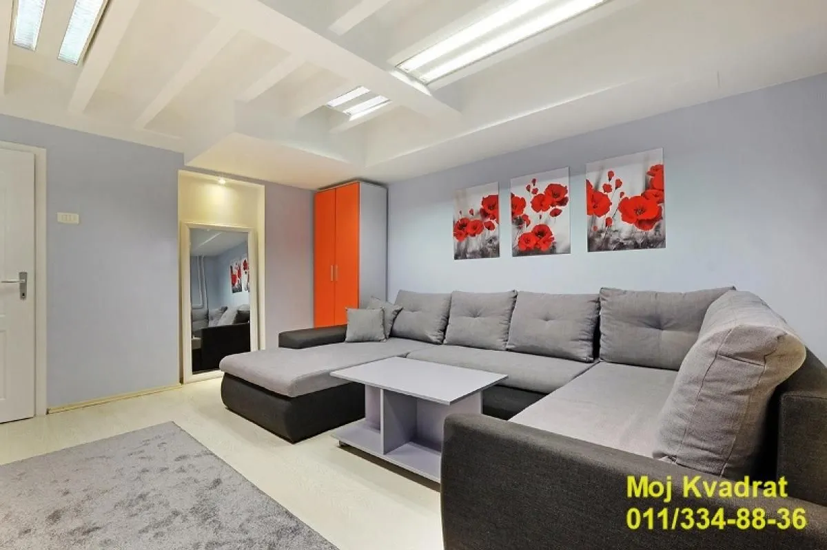 Prodaja, dvosoban stan, 50m², Vračar Sve Podlokacije, Beograd