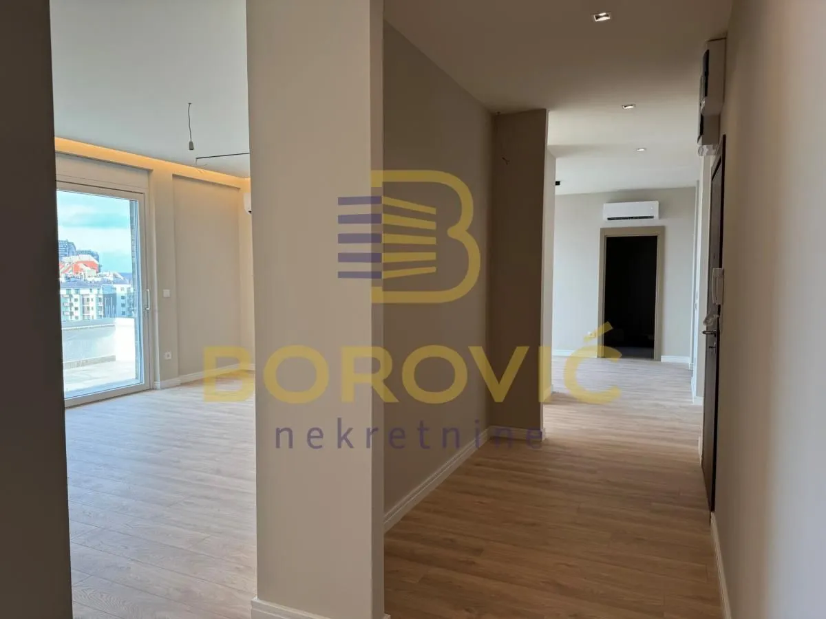 Prodaja, stan, 166m², Voždovac Sve Podlokacije, Beograd