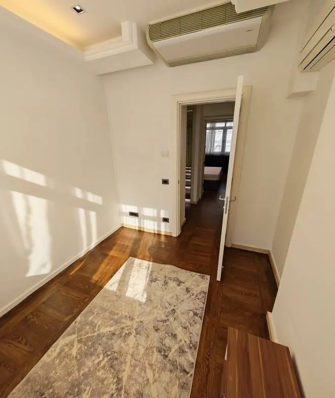 Rent, three bedroom apartment, 148m², Dedinje Sve Podlokacije, Beograd