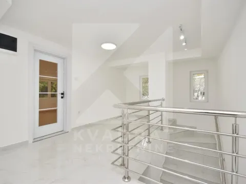 Rent, office space, 74m², Zabjelo, Podgorica - image 10