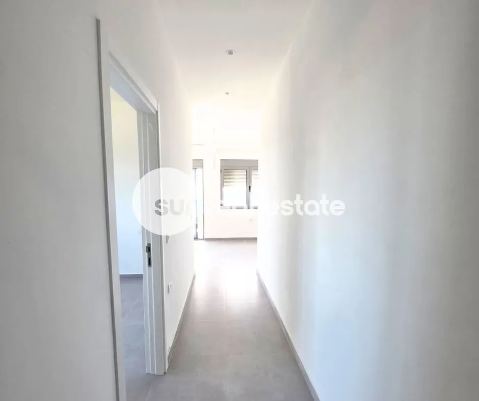 Prodaja, dvosoban stan, 52m², Centar, Ulcinj