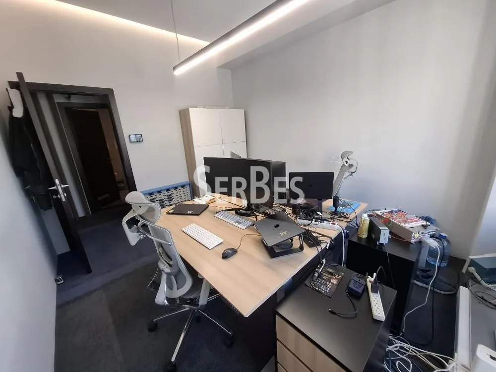 Rent, office space, 153m², Bulevar Oslobodjenja, Novi Sad Sve Podlokacije