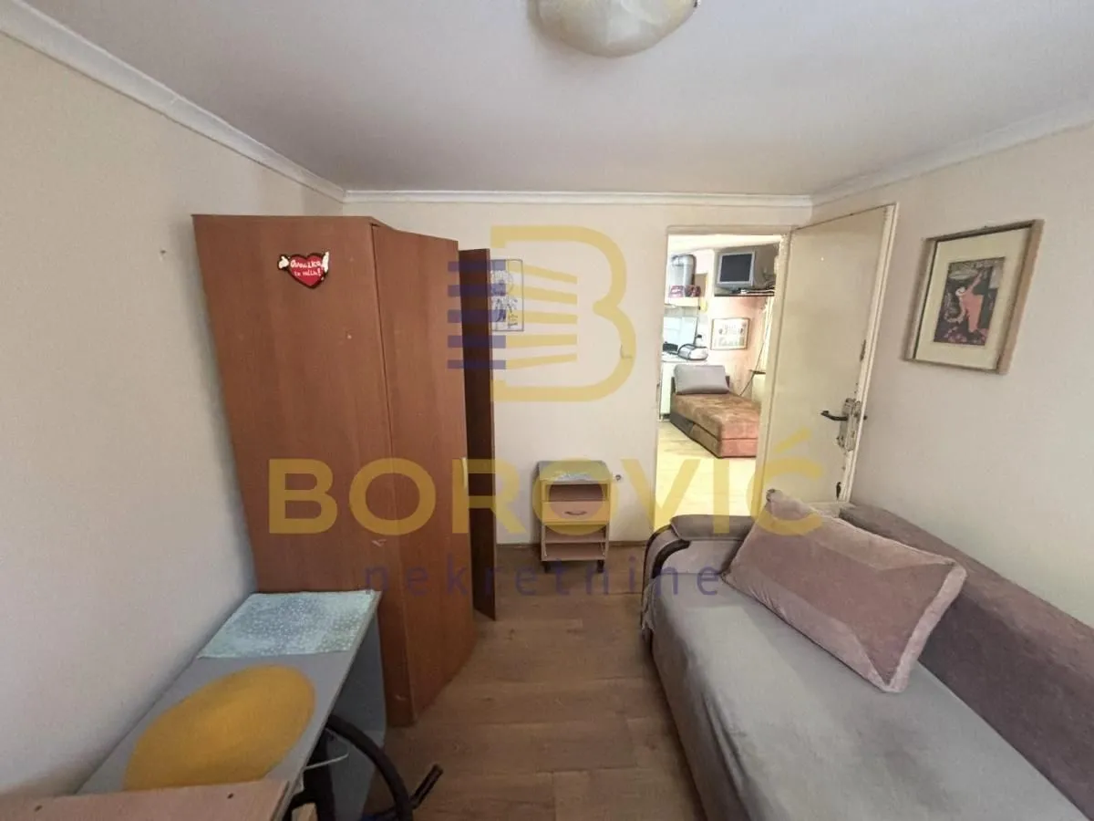 Rent, three bedroom apartment, 54m², Karaburma, Palilula Sve Podlokacije