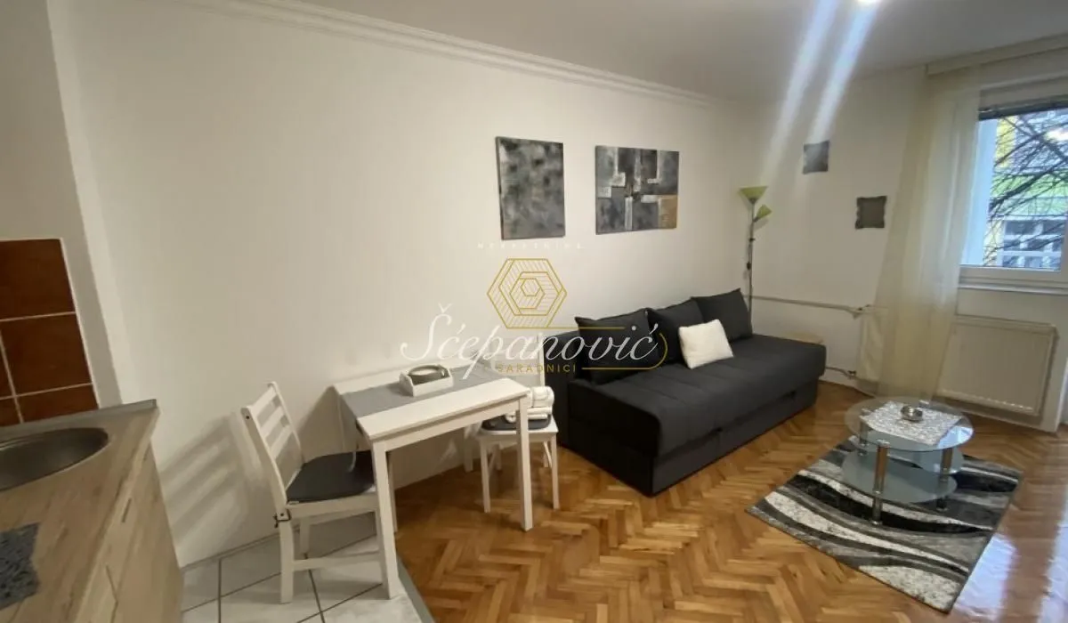 Prodaja, stan, 27m², Rotkvarija, Novi Sad Sve Podlokacije