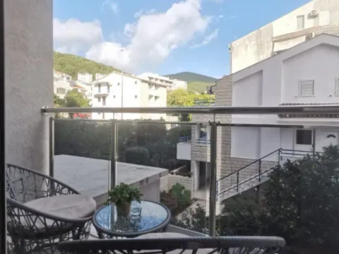 Sale, one bedroom apartment, 35m², Centar, Budva - image 11