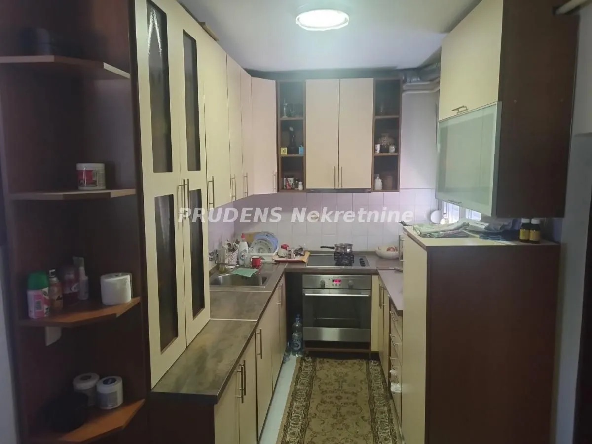 Sale, house, 240m², Surčin, Beograd
