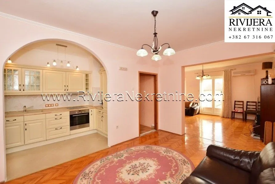 Prodaja, kuća, 181m², Bijela, Herceg Novi