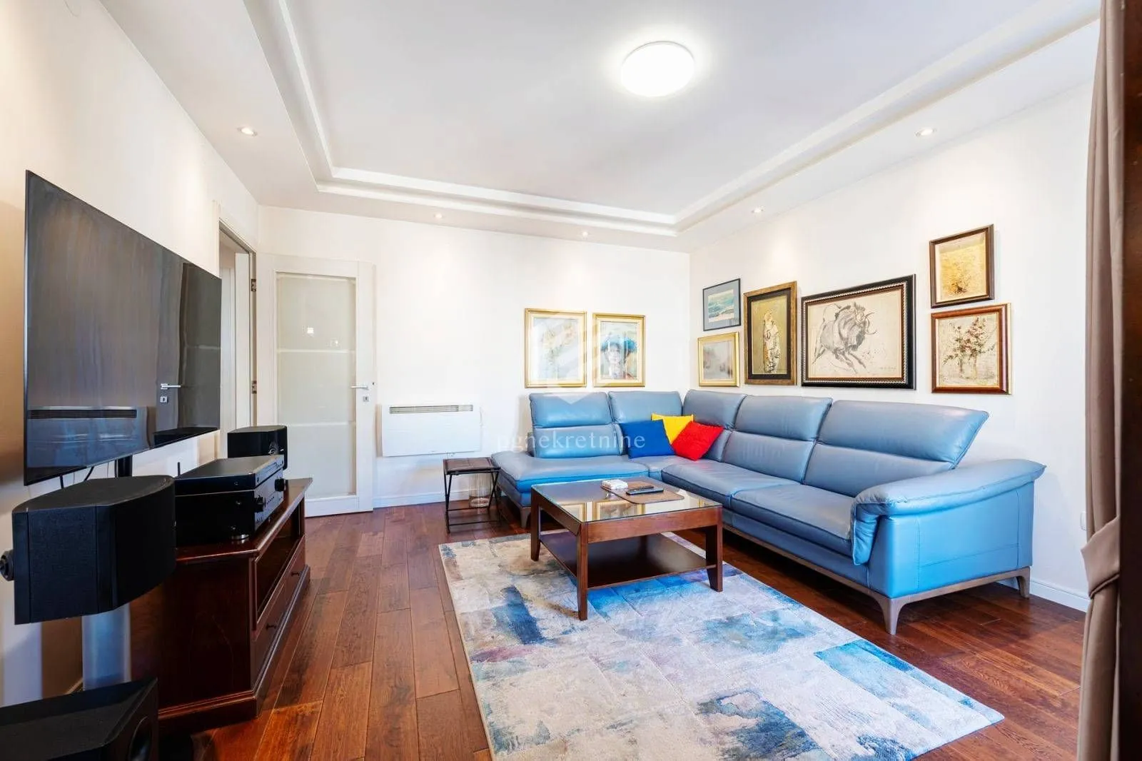 Prodaja, dvosoban stan, 68m², Central Point, Podgorica