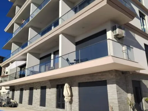 Rent, house, 1000m², Bečići, Budva - image 4