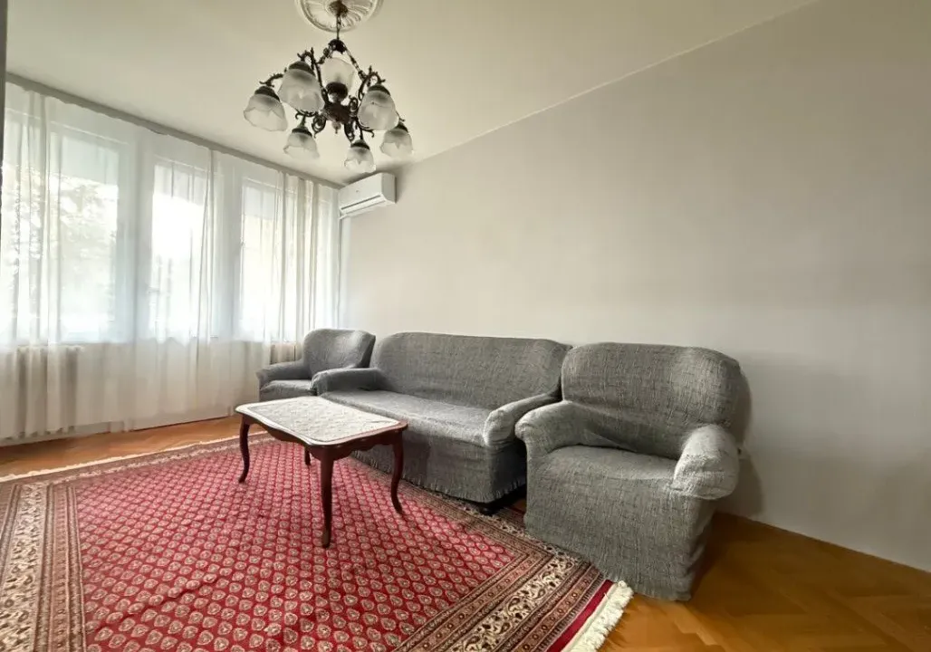 Izdavanje, dvosoban stan, 55m², Lion, Zvezdara Sve Podlokacije