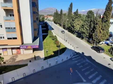 Rent, one bedroom apartment, 58m², Zagorič, Podgorica - image 10