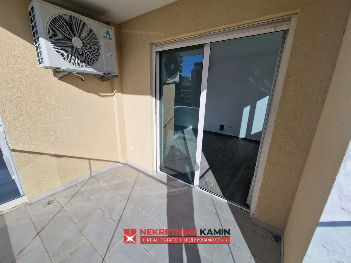 Sale, two bedroom apartment, 74m², Bečići, Budva