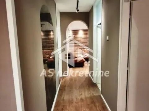 Izdavanje, trosoban stan, 70m², Tašmajdan, Palilula Sve Podlokacije - image 5