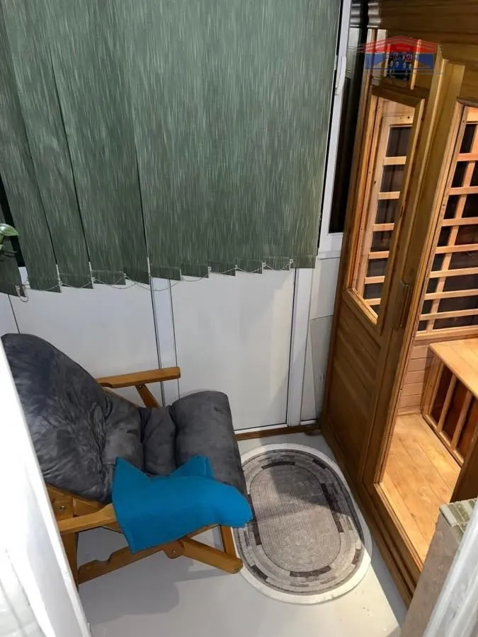 Izdavanje, dvosoban stan, 60m², Centar, Novi Sad