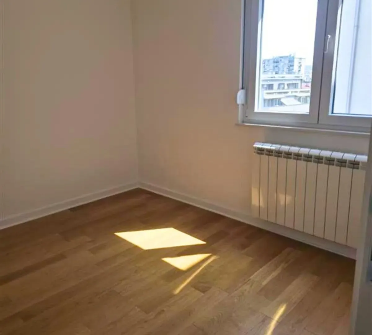 Prodaja, četvorosoban stan, 86m², Vukov Spomenik, Zvezdara Sve Podlokacije