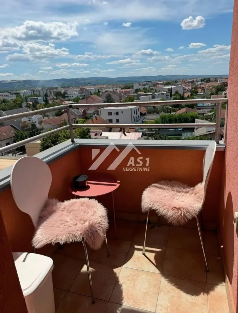 Izdavanje, jednosoban stan, 36m², Bulevar Evrope, Novi Sad Sve Podlokacije