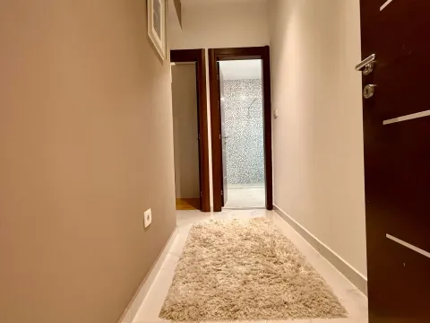 Izdavanje, dvosoban stan, 90m², Preko Morače, Podgorica - image 7