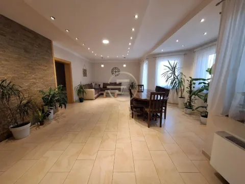 Prodaja, kuća, 219m², Veternička rampa, Novi Sad Sve Podlokacije - image 11