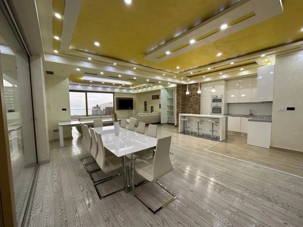 Prodaja, dvosoban stan, 162m², Budva, Crna Gora