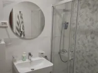 Izdavanje, jednosoban stan, 51m², City Kvart, Podgorica - image 8