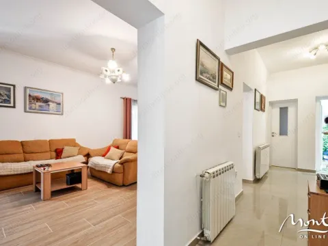 Prodaja, trosoban stan, 116m², Tivat, Crna Gora - image 26