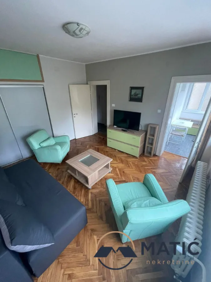 Prodaja, jednosoban stan, 25m², Stari grad, Novi Sad