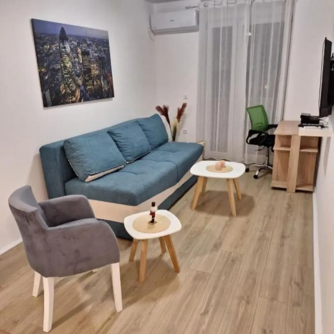 Stan-na-dan, jednosoban stan, 48m², Centar, Tivat