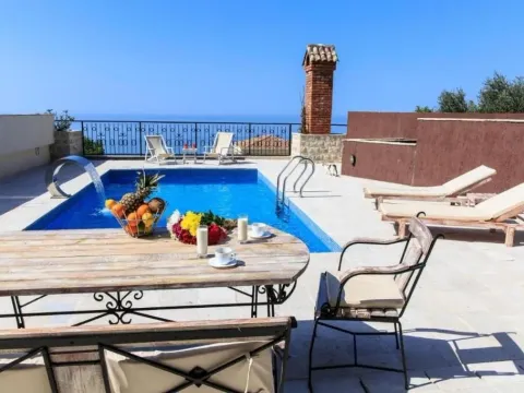 Rent, house, 150m², Reževići, Budva - image 12