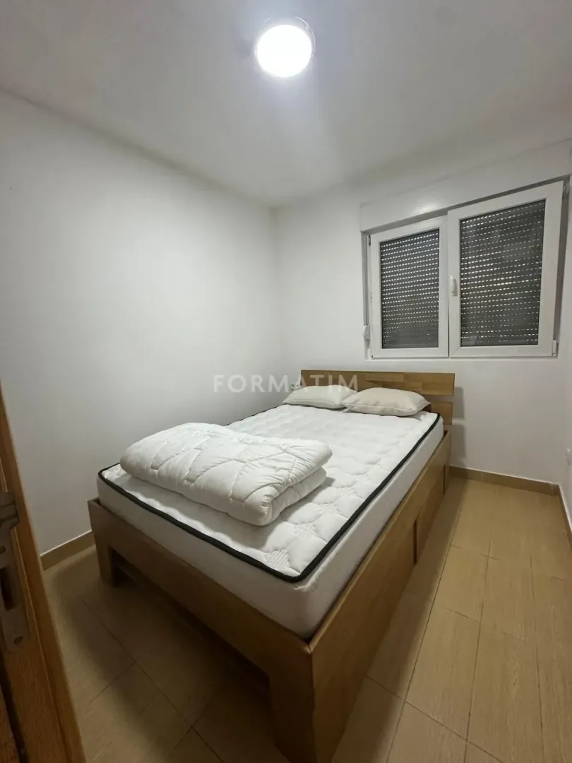 Izdavanje, dvosoban stan, 56m², Krnjaca, Palilula Sve Podlokacije