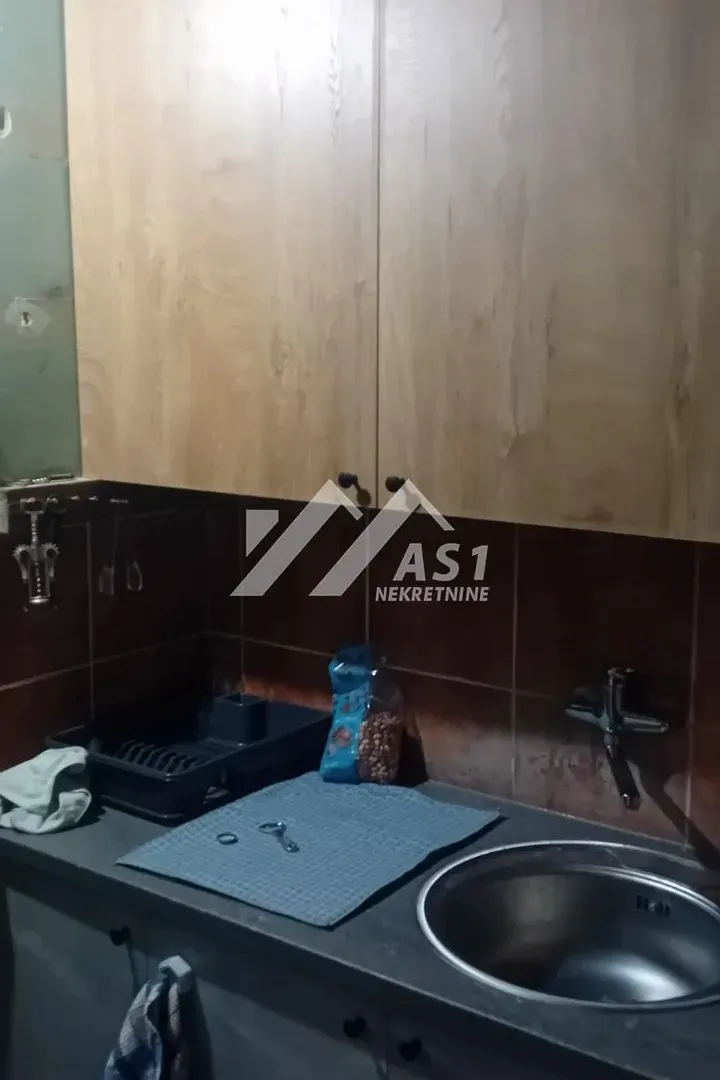 Rent, office space, 38m², Socijalno, Novi Sad Sve Podlokacije