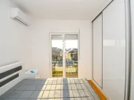 Izdavanje, dvosoban stan, 65m², Stari Aerodrom, Podgorica - image 4