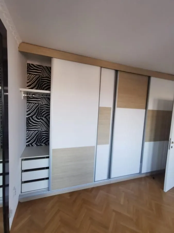 Izdavanje, jednosoban stan, 40m², Novi Beograd Blok 10, Novi Beograd Sve Podlokacije