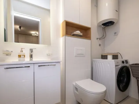 Sale, apartment, 46m², Stari Aerodrom, Podgorica - image 6