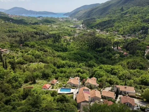 Prodaja, plac, 661m², Herceg Novi, Crna Gora - image 14