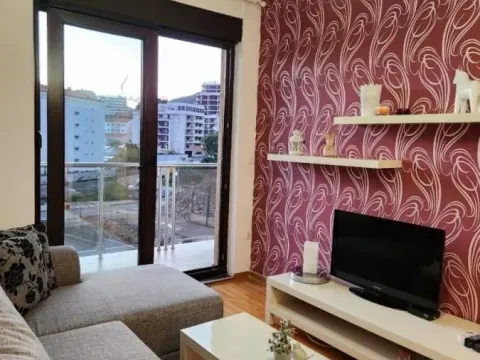 Sale, one bedroom apartment, 42m², Bečići, Budva - image 3