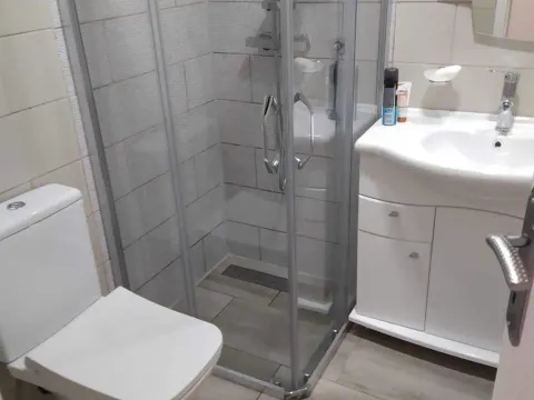 Izdavanje, jednosoban stan, 43m², Adok, Budva - image 6