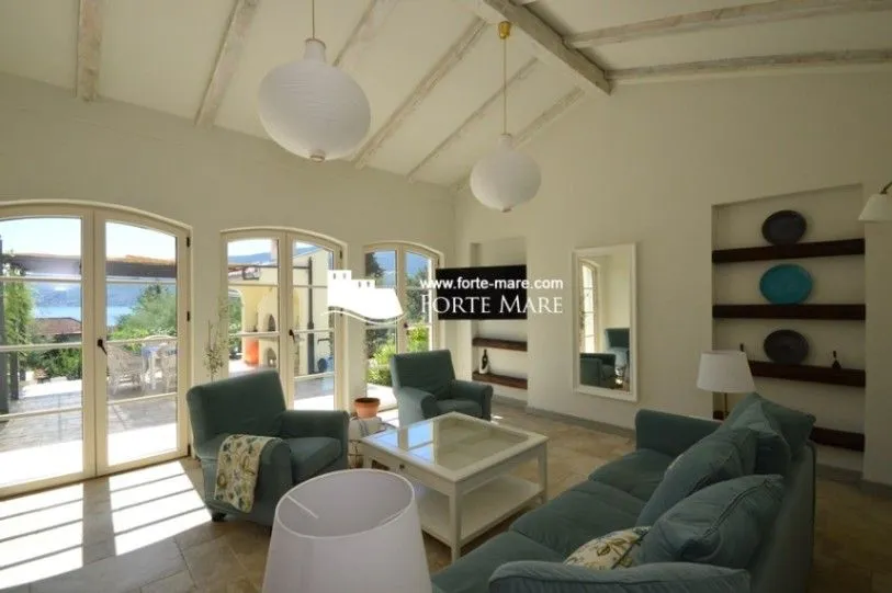 Prodaja, kuća, 184m², Baošići, Herceg Novi