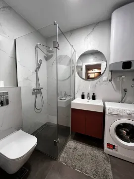 Sale, one bedroom apartment, 44m², Bečići, Budva - image 9