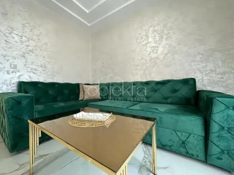 Rent, apartment, 70m², Tivat, Crna Gora - image 3