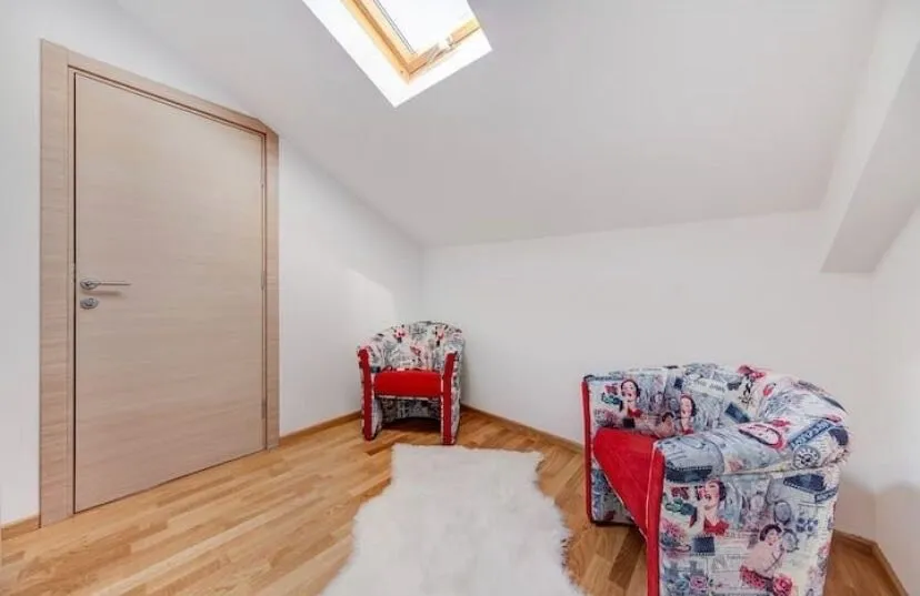 Rent, two bedroom apartment, 70m², Pobrežje, Podgorica