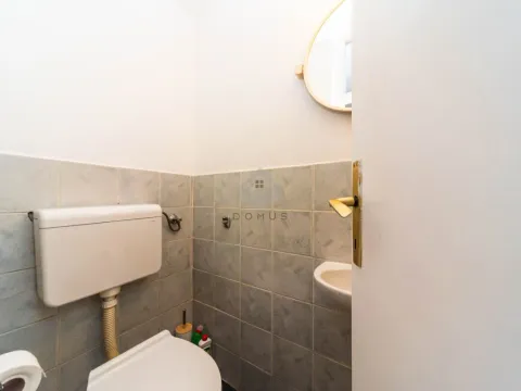 Prodaja, trosoban stan, 120m², Centar, Podgorica - image 16