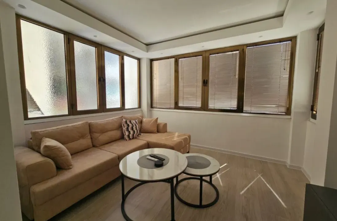 Prodaja, dvosoban stan, 46m², Centar, Bar