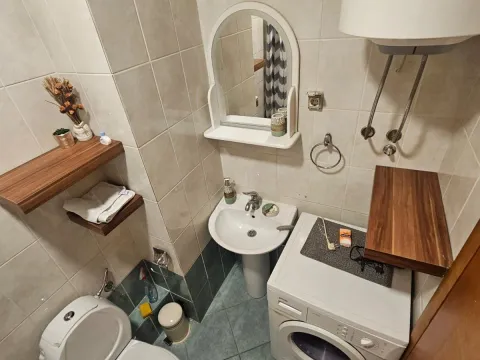 Sale, one bedroom apartment, 37m², Stari Aerodrom, Podgorica - image 8