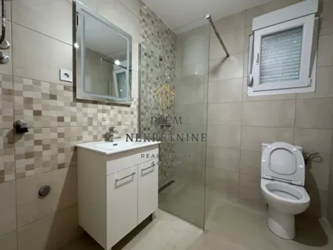 Rent, house, 56m², Ibričevina, Podgorica - image 6