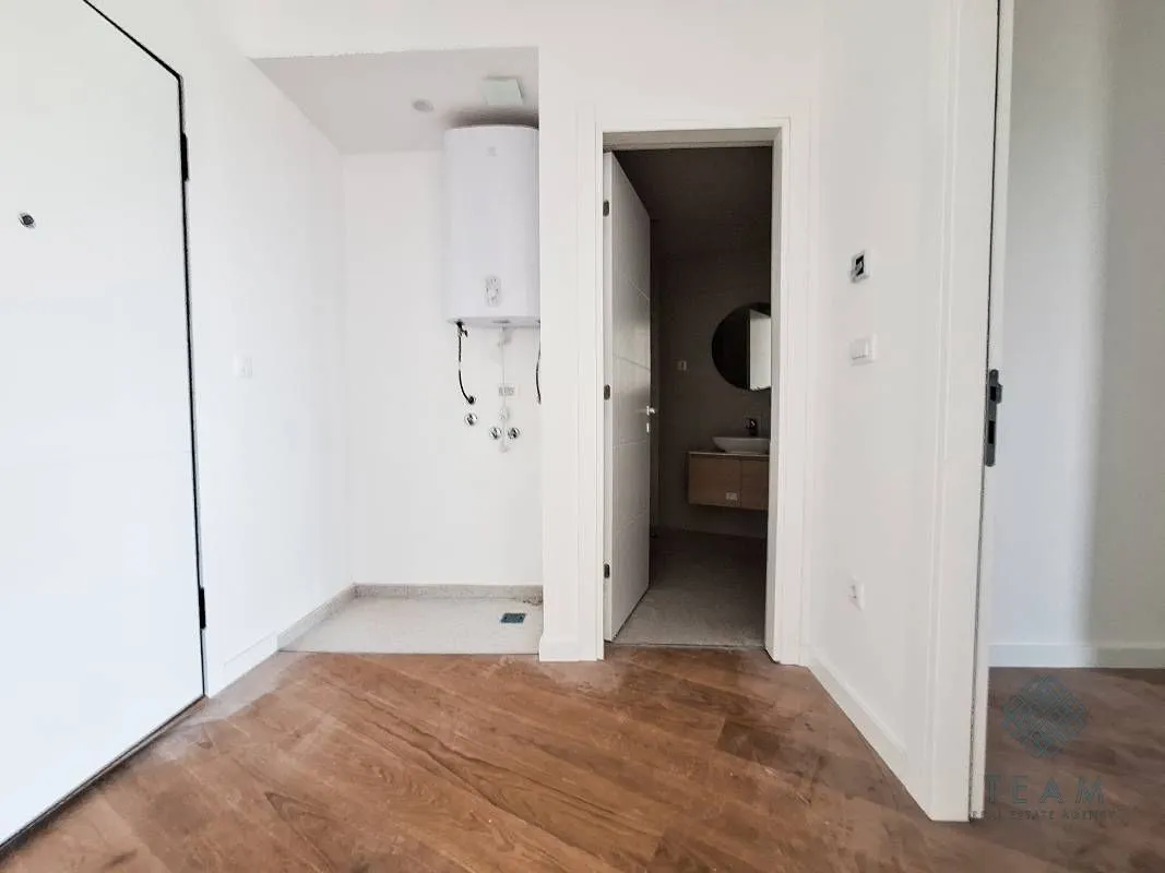 Sale, one bedroom apartment, 60m², Bečići, Budva