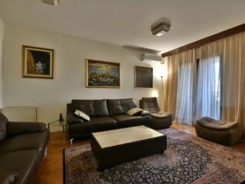 Prodaja, stan, 115m2, Malo Brdo, Podgorica Prodaja, stan, 115m2, Malo Brdo, Podgorica