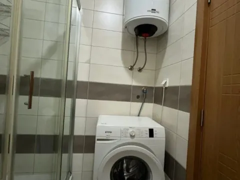 Izdavanje, jednosoban stan, 32m², Stari Aerodrom, Podgorica - image 3