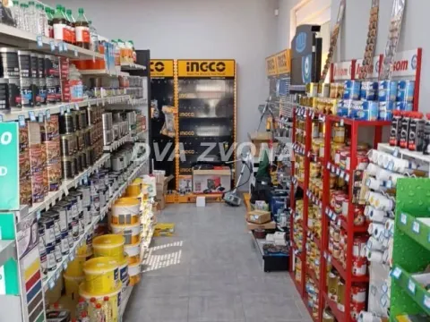 Izdavanje, poslovni prostor, 480m², Temerin, Novi Sad - image 9